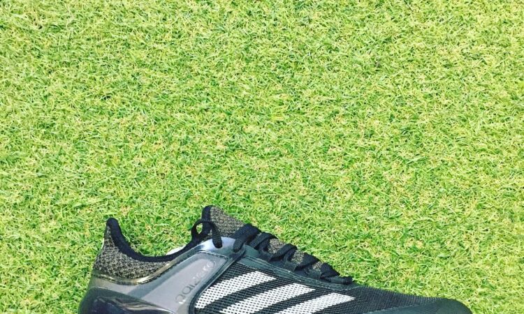 Adidas Clay All Black : élégance et performance sur terre battue