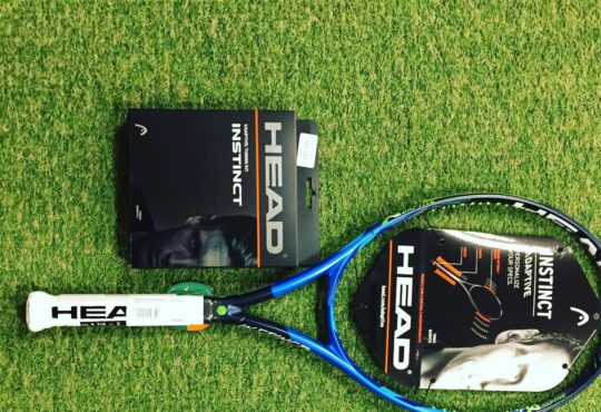 HEAD Instinct Adaptive : précision et confort sur le court